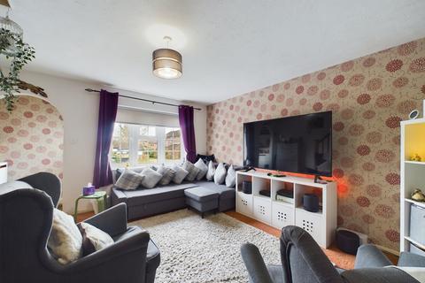 3 bedroom semi-detached house for sale, Pemberton Gardens, Calcot, Reading, RG31