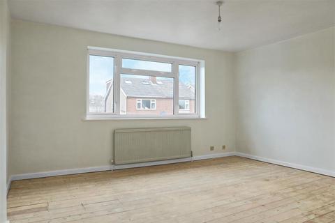 19 Chiltern Close, Ware, SG12 0RN