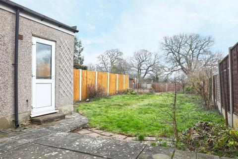 19 Chiltern Close, Ware, SG12 0RN