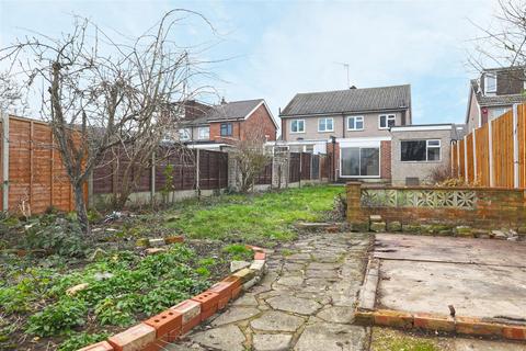 19 Chiltern Close, Ware, SG12 0RN