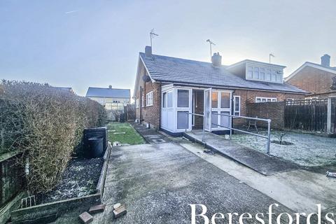 22 Chelsworth Drive, Romford, RM3 0ES