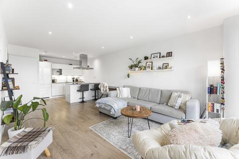 1 bedroom apartment for sale, St. Pauls Way, London, E3