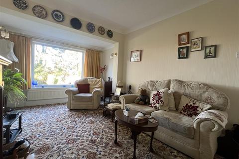 3 bedroom semi-detached bungalow for sale, High Mill Drive, Scarborough