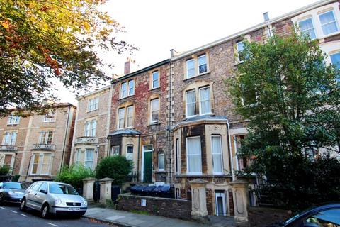 2 bedroom apartment to rent, Whatley Road, Bristol BS8