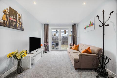 6 Fairview Close, Cheltenham, GL52 2LB