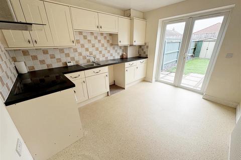 2 bedroom terraced house for sale, Louth Road, Holton-Le-Clay, Grimsby, Lincs, DN36 5AD