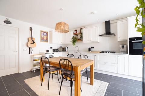 3 bedroom end of terrace house for sale, Regent Street, York