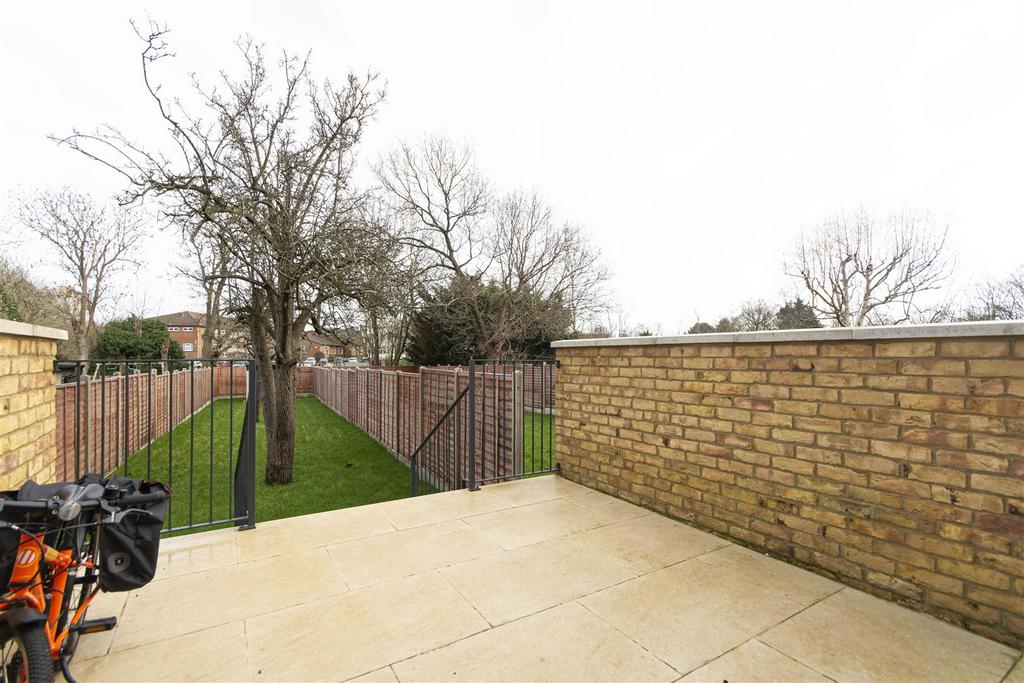 Norbury Avenue SW (17).jpg