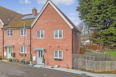 3 bedroom end of terrace house for sale, Small Heath Avenue, Romford, RM3