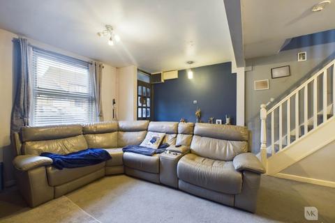 4 bedroom terraced house for sale, Cosgrove Road, Milton Keynes MK19