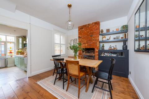 undefined, York Road, Farnborough, GU14