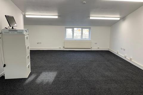 Industrial unit to rent, Quarry Farm, Bowbridge Lane, Newark NG24 3BZ