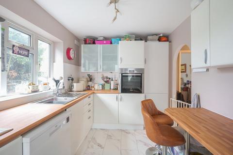 2 bedroom maisonette for sale, Clifford Road, Barnet, EN5