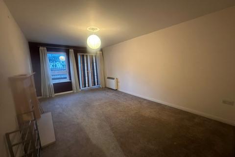 2 bedroom flat to rent, Coach House Court, Loughborough LE11