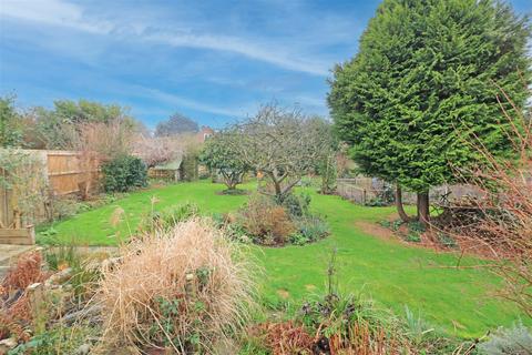 2 bedroom detached bungalow for sale, Manor Road, Hatfield Peverel