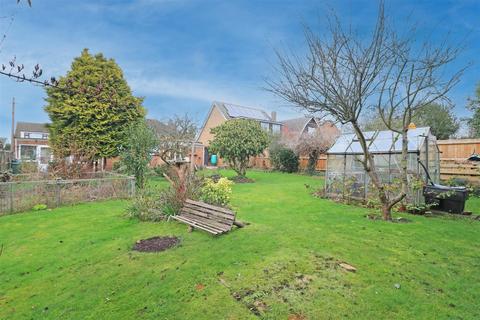 2 bedroom detached bungalow for sale, Manor Road, Hatfield Peverel