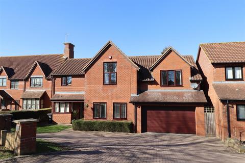 5 bedroom detached house for sale, Loughton, Milton Keynes