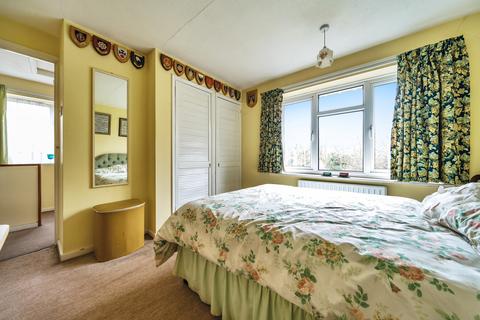 110 Envis Way, Fairlands, Guildford, GU3 3NL