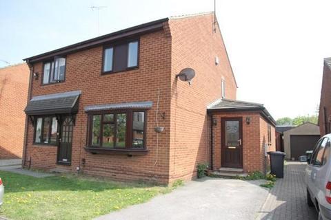 3 bedroom semi-detached house to rent, Sandlewood Green, Leeds