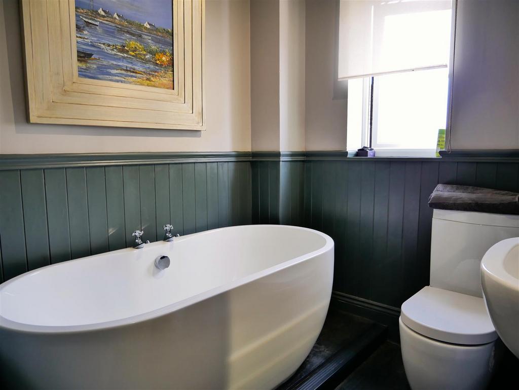 Family bathroom