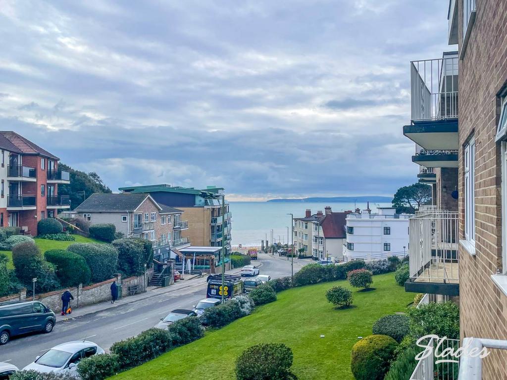 4 Marina balcony vie