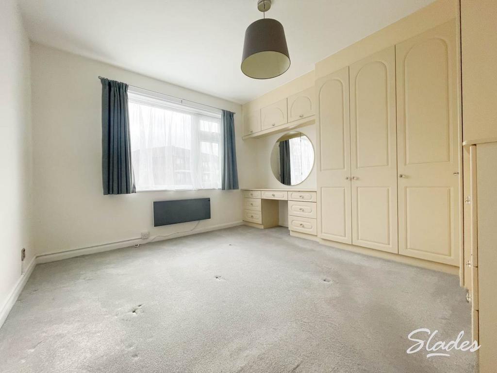 Marina bedroom main