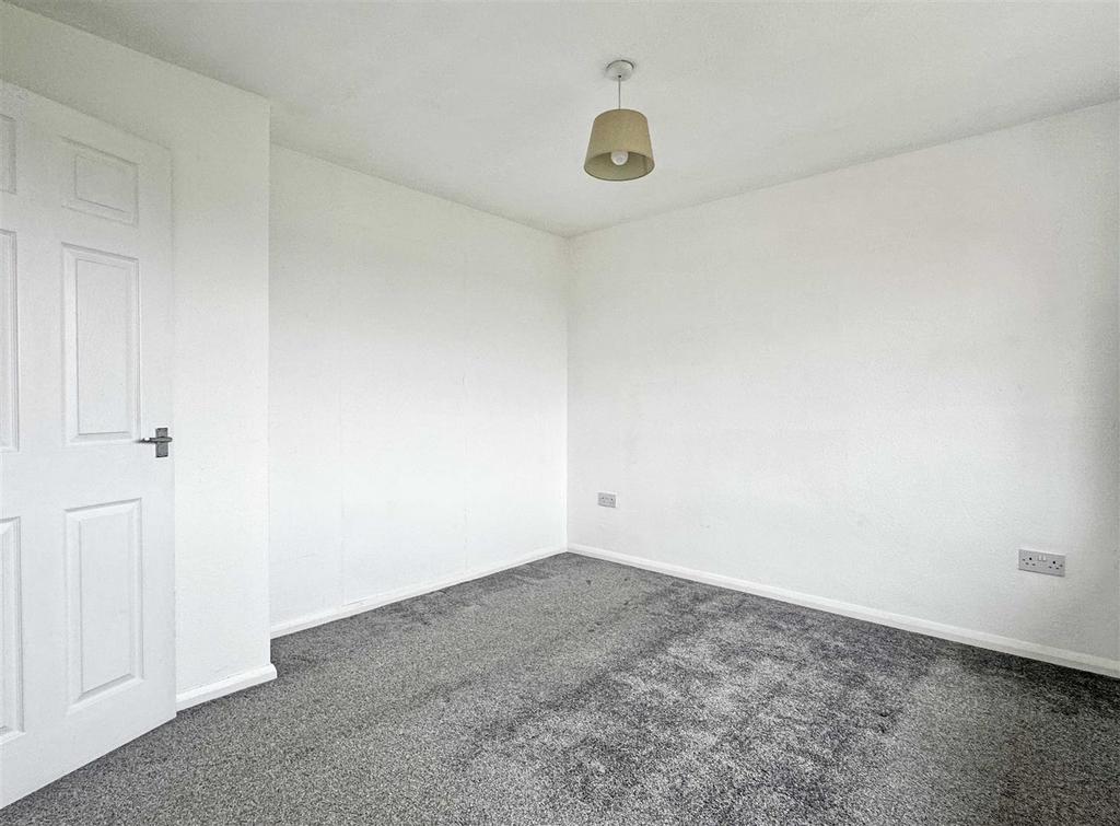 Bedroom 2.jpg