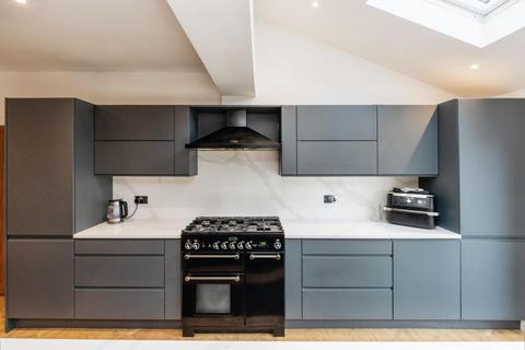 10 Ellenbrook Road, Worsley, Manchester, M28 1FZ