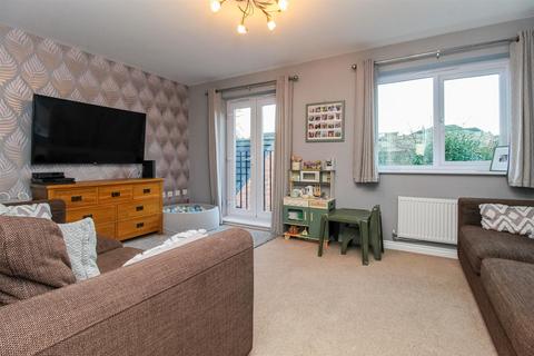 7 Mackie Road, Crigglestone, Wakefield, WF4 3FS
