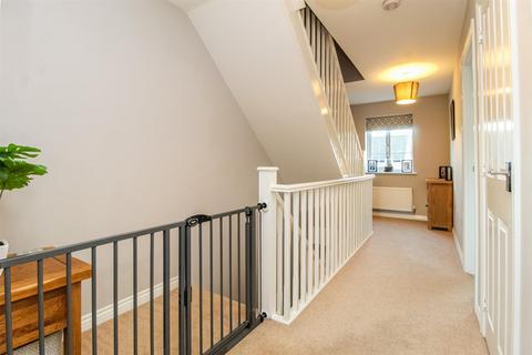 7 Mackie Road, Crigglestone, Wakefield, WF4 3FS