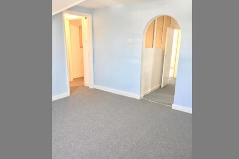 1 bedroom flat to rent, Tonbridge Road, Hildenborough, Tonbridge