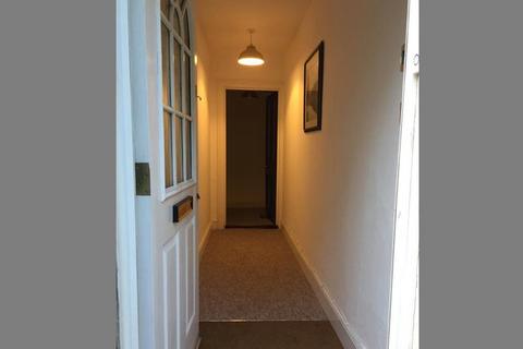 1 bedroom flat to rent, Tonbridge Road, Hildenborough, Tonbridge