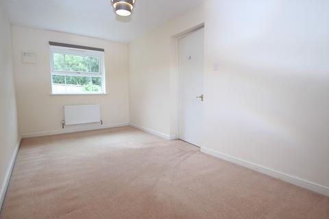 3 bedroom terraced house to rent, Maidenbower, Crawley RH10