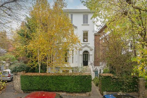 2 bedroom flat for sale, Thurlow Road, Hampstead, NW3