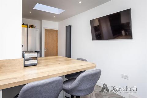 19 Ash Walk, East Leake, Loughborough, LE12 6NT