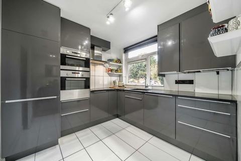 2 bedroom flat for sale, Gordon Road, London W5