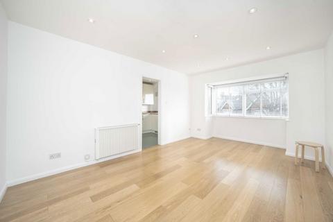 1 bedroom flat for sale, Kings Avenue, London W5