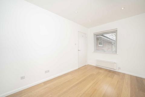 1 bedroom flat for sale, Kings Avenue, London W5