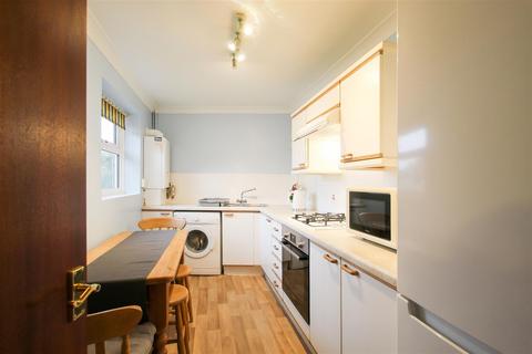 2 bedroom apartment to rent, Howlett Way, Cambridge CB25