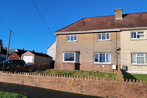 3 bedroom terraced house to rent, 31 Maesglas, Llanelli