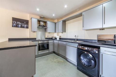 5 bedroom apartment to rent, £120pppw - Melbourne Street, City Centre, NE1