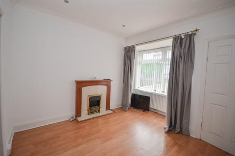 2 bedroom semi-detached house to rent, Cloverfield Avenue, Fawdon