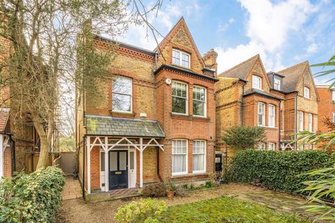 2 bedroom flat for sale, Parklands, Surbiton KT5