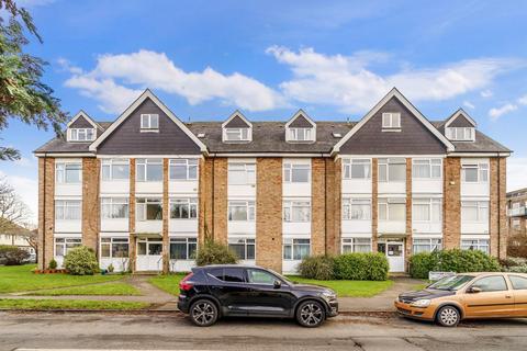 1 bedroom flat for sale, Packham Court, Farm Way, Worcester Park