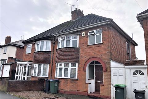 3 bedroom semi-detached house to rent, Hadley Street, B68 8PU