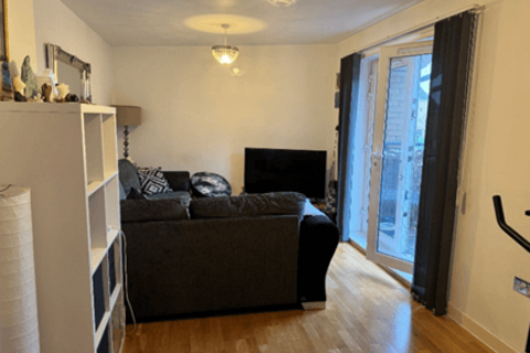 1 bedroom apartment for sale, at 3 Finnegan Lodge, 39 Varcoe Gardens, London UB3