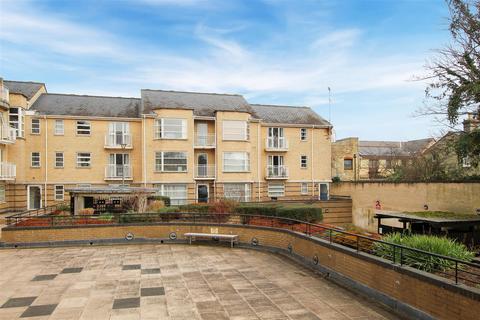 2 bedroom flat to rent, Petersfield Mansions, Cambridge CB1