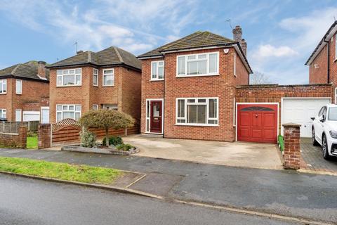 3 bedroom detached house for sale, Lewes Way, Croxley Green, Rickmansworth. WD3