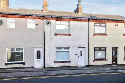 2 bedroom terraced house to rent, Castle Hill Road, Hindley, WN2