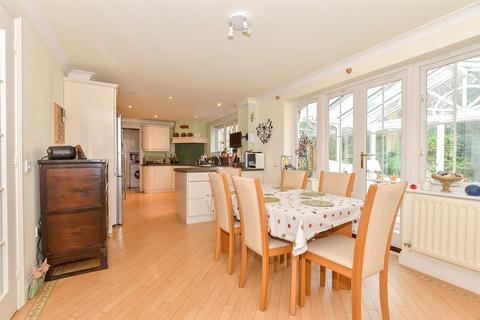 5 bedroom detached house for sale, Pondtail Copse, Horsham, West Sussex